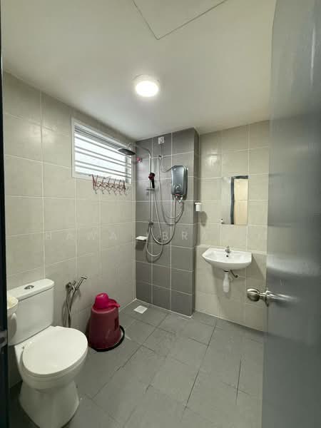2-storey Terraced House for Rent in Dengkil (Selangor) - Hawa Ibrahim - Bathroom - PropertyGuru.com.my
