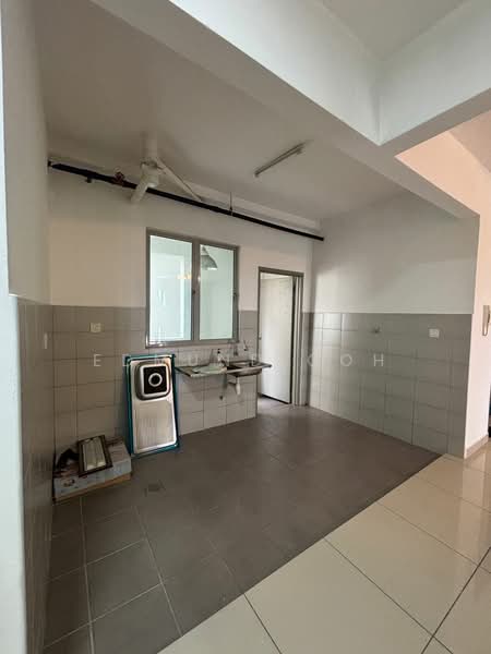 Servis Apartment untuk Dijual di Park @ One South - Edmund Goh - Kitchen - PropertyGuru.com.my