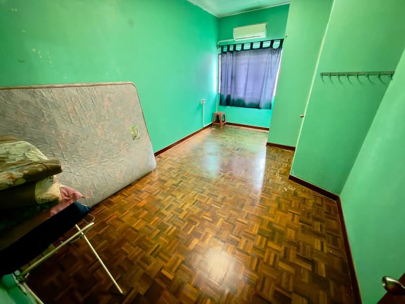 2-storey Terraced House for Sale in Seksyen 5 (Kota Damansara) - Azrul Ismail - Bedroom - PropertyGuru.com.my