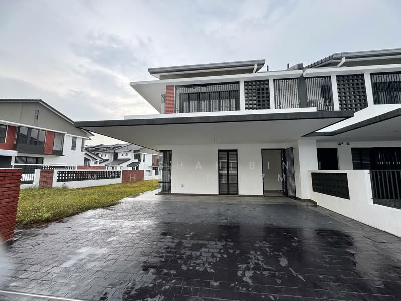 Rumah Teres 2 Tingkat untuk Dijual di Elmina (Shah Alam) - Nuraishah Binti Mohamed Azmi - Exterior - PropertyGuru.com.my