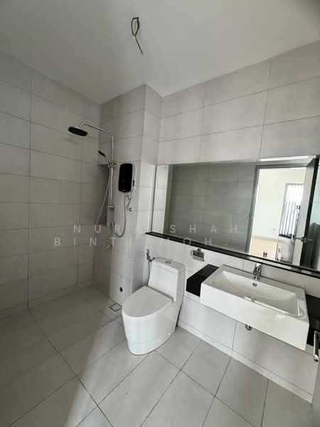 Rumah Teres 2 Tingkat untuk Dijual di Elmina (Shah Alam) - Nuraishah Binti Mohamed Azmi - Bathroom - PropertyGuru.com.my