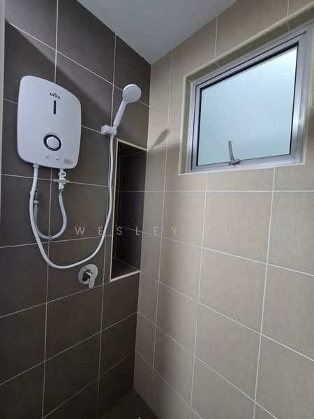 Service Residence for Sale at Serviced Residence @ Razak City Residences (RC Residences) - Wesley Fu - Bathroom - PropertyGuru.com.my