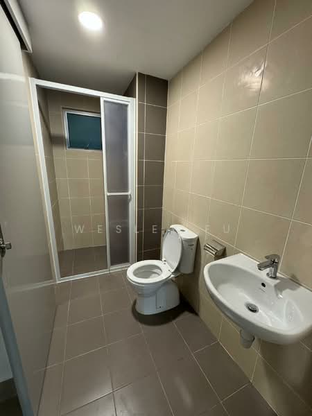Service Residence for Sale at Serviced Residence @ Razak City Residences (RC Residences) - Wesley Fu - Bathroom - PropertyGuru.com.my