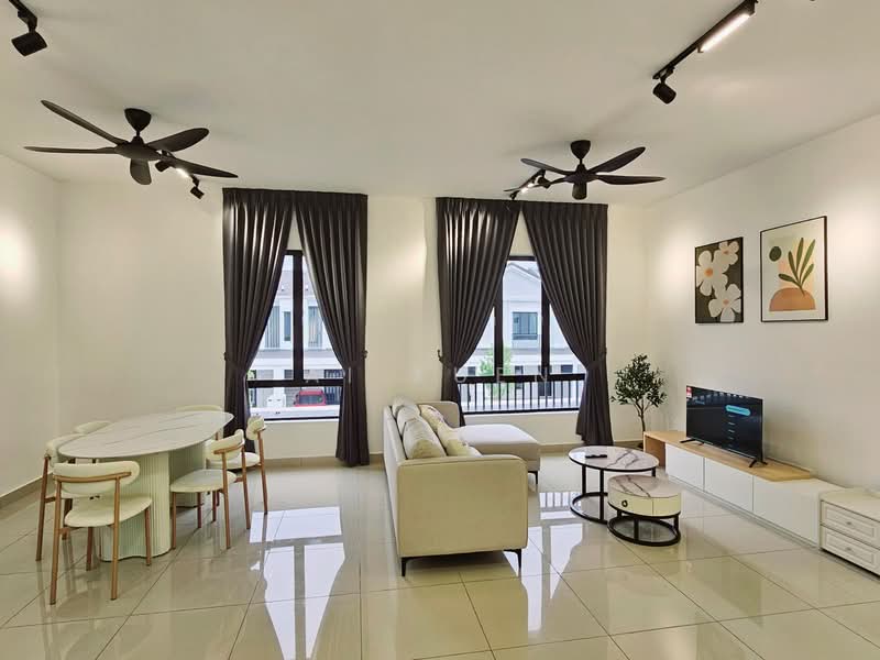 Townhouse for Rent in Bandar Cassia (Batu Kawan) - Ai Xuen - Living Room - PropertyGuru.com.my
