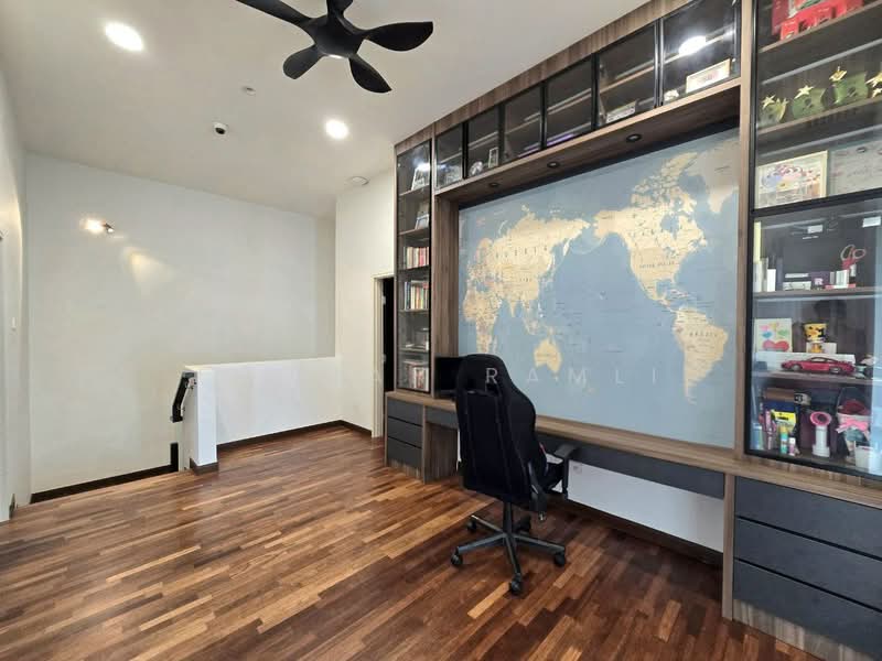 2-storey Terraced House for Sale in Alam Impian (Shah Alam) - Luqman Ramli - Study - PropertyGuru.com.my