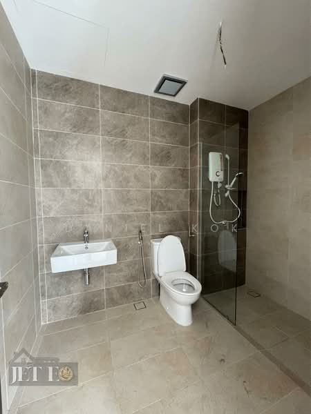 2-storey Terraced House for Sale in Bandar Tropicana Aman (Telok Panglima Garang) - Daniel Kok - Bathroom - PropertyGuru.com.my