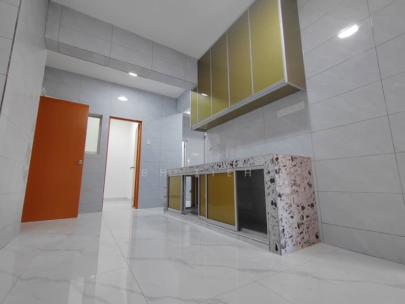 Kondominium untuk Dijual di Bangunan Choo Cheng Khay - BH Tieh - Kitchen - PropertyGuru.com.my