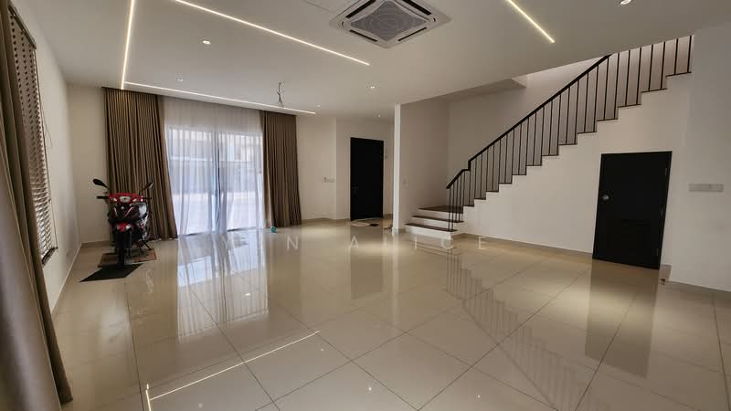 Rumah Teres 2 Tingkat untuk Disewa di Kota Kemuning (Shah Alam) - Yen Alice - Living Room - PropertyGuru.com.my