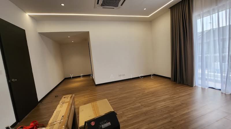 Rumah Teres 2 Tingkat untuk Disewa di Kota Kemuning (Shah Alam) - Yen Alice - Master Bedroom - PropertyGuru.com.my