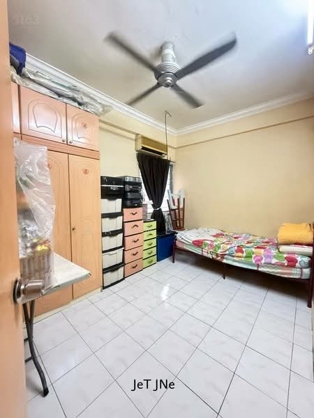 Apartment for Sale at Villa Sentosa - Joanne Lim - Bedroom - PropertyGuru.com.my