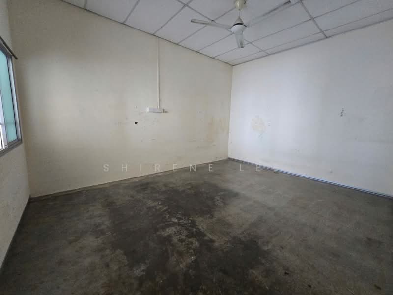Shop / Office for Rent in Ulu Tiram (Johor) - Eldwin Tang - Interior - PropertyGuru.com.my