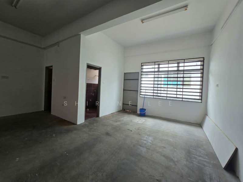 Shop / Office for Rent in Ulu Tiram (Johor) - Eldwin Tang - Interior - PropertyGuru.com.my