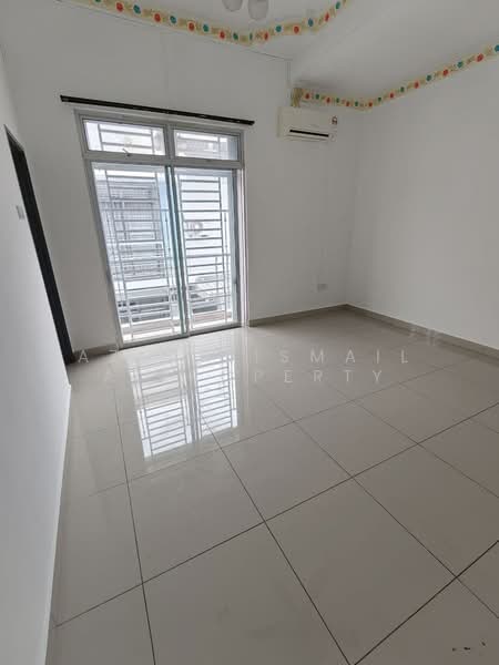 Link Bungalow for Sale in Mutiara Rini (Skudai) - Azlan Ismail aiproperty - Interior - PropertyGuru.com.my