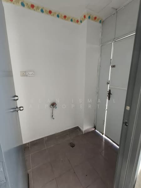 Link Bungalow for Sale in Mutiara Rini (Skudai) - Azlan Ismail aiproperty - Interior - PropertyGuru.com.my