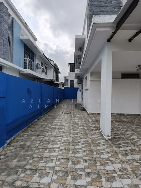 Link Bungalow for Sale in Mutiara Rini (Skudai) - Azlan Ismail aiproperty - PropertyGuru.com.my