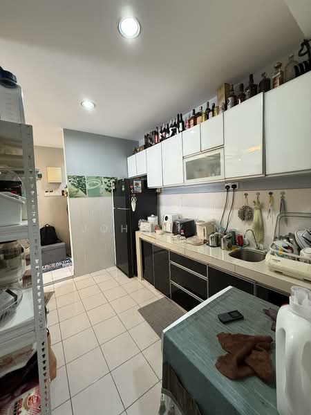 Kondominium untuk Dijual di Monte Bayu - John Yen - Kitchen - PropertyGuru.com.my