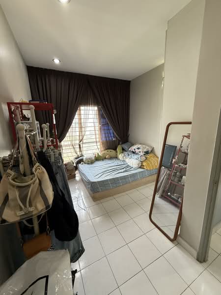 Kondominium untuk Dijual di Monte Bayu - John Yen - Bedroom - PropertyGuru.com.my
