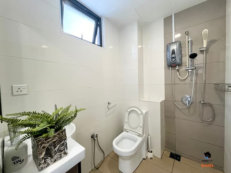 Servis Apartment untuk Disewa di SkyVille 8 @ Benteng 8 - Duncan Lee - Bathroom - PropertyGuru.com.my