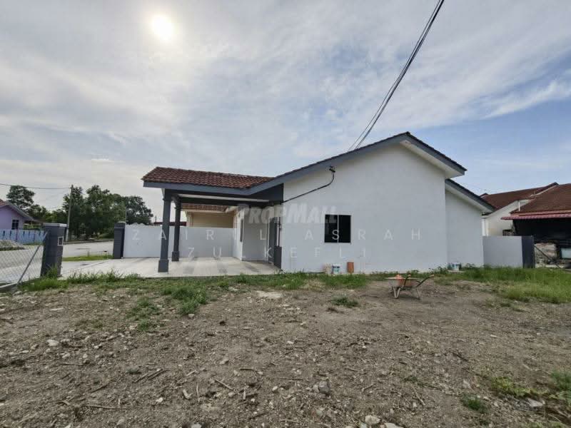 Rumah Teres 1 Tingkat untuk Dijual di Port Dickson (Negeri Sembilan) - Zairul Asrah Zulkefli - Exterior - PropertyGuru.com.my