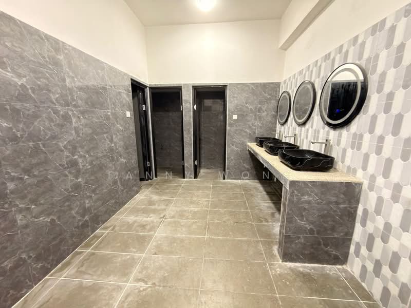 Kilang untuk Disewa di Subang Jaya (Selangor) - Fanny Wong - Bathroom - PropertyGuru.com.my