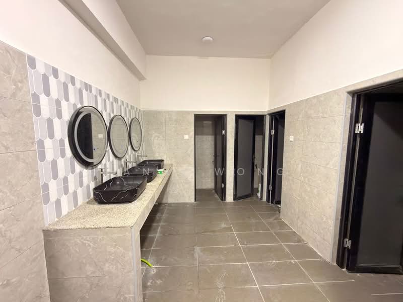Kilang untuk Disewa di Subang Jaya (Selangor) - Fanny Wong - Bathroom - PropertyGuru.com.my