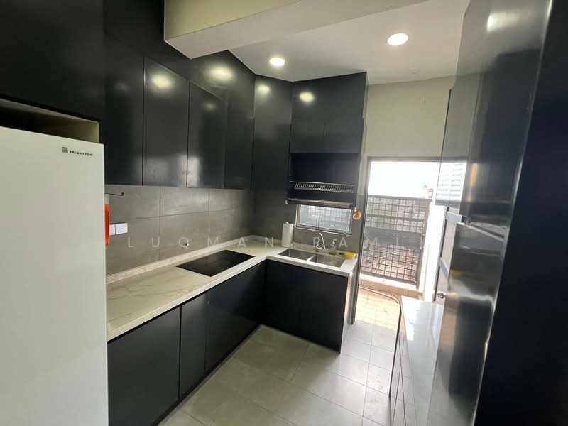 Kondominium untuk Dijual di Fajar Ria @ Pantai - Luqman Ramli - Kitchen - PropertyGuru.com.my
