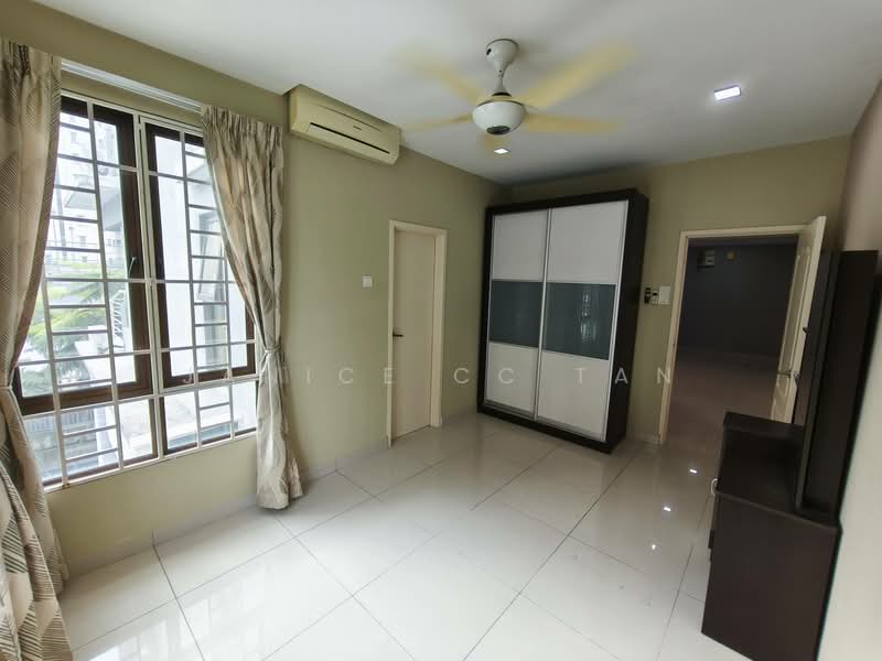 Kondominium untuk Dijual di Atmosfera Kondominium - Janice CC Tan - Bedroom - PropertyGuru.com.my