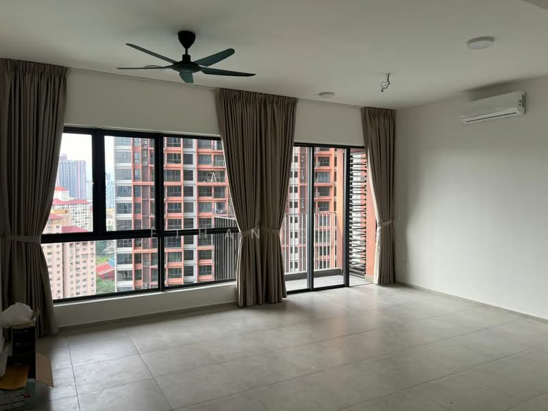 Kondominium untuk Disewa di EdgeWood Residences @ SkySanctuary - Ethan Chin - Living Room - PropertyGuru.com.my