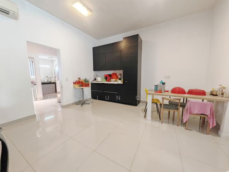Townhouse for Sale in Puchong (Selangor) - MEI JIUN CHEW - Kitchen - PropertyGuru.com.my