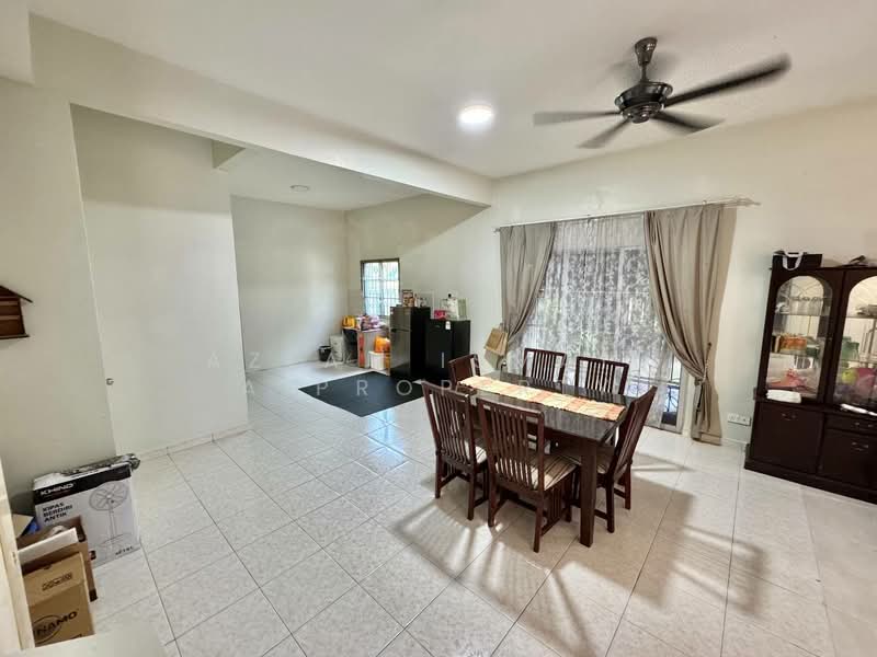 Rumah Teres 2 Tingkat untuk Dijual di Skudai (Johor) - Azlan Ismail aiproperty - Dining Room - PropertyGuru.com.my