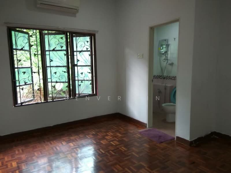 Rumah Bandar untuk Disewa di Alam Damai (Cheras) - Denver Sin - Bathroom - PropertyGuru.com.my