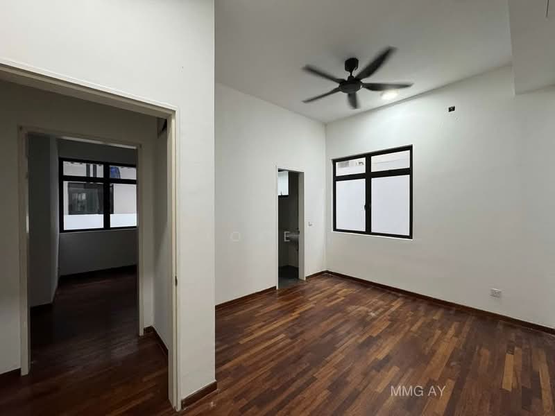 Semi-Detached House for Sale in Setia Utama (Setia Alam) - Loke . - Interior - PropertyGuru.com.my