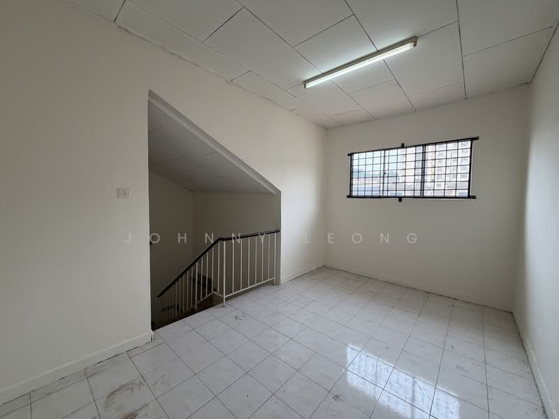 2.5-storey Terraced House for Sale in Balakong (Selangor) - Johnny Leong - Interior - PropertyGuru.com.my