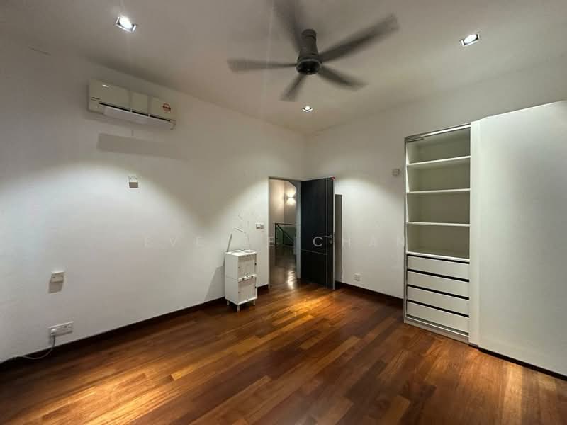 Semi-Detached House for Sale in Cyberjaya (Selangor) - Evelle Chan - Bedroom - PropertyGuru.com.my