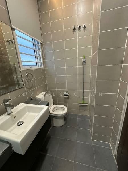 Semi-Detached House for Sale in Cyberjaya (Selangor) - Evelle Chan - Bathroom - PropertyGuru.com.my