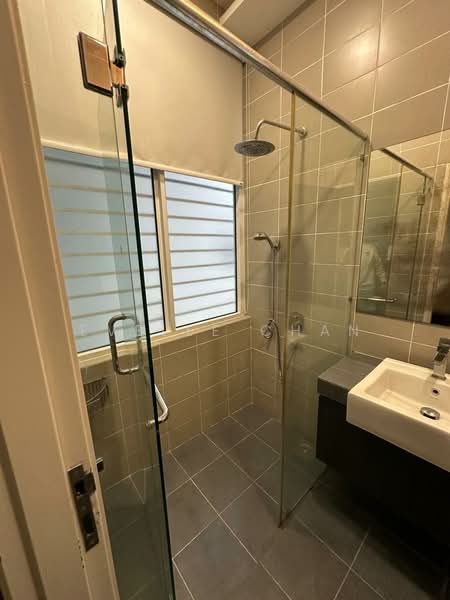 Semi-Detached House for Sale in Cyberjaya (Selangor) - Evelle Chan - Bathroom - PropertyGuru.com.my