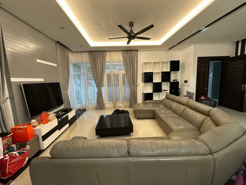 Semi-Detached House for Sale in Cyberjaya (Selangor) - Evelle Chan - Living Room - PropertyGuru.com.my