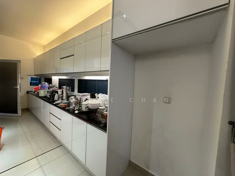 Semi-Detached House for Sale in Cyberjaya (Selangor) - Evelle Chan - Kitchen - PropertyGuru.com.my
