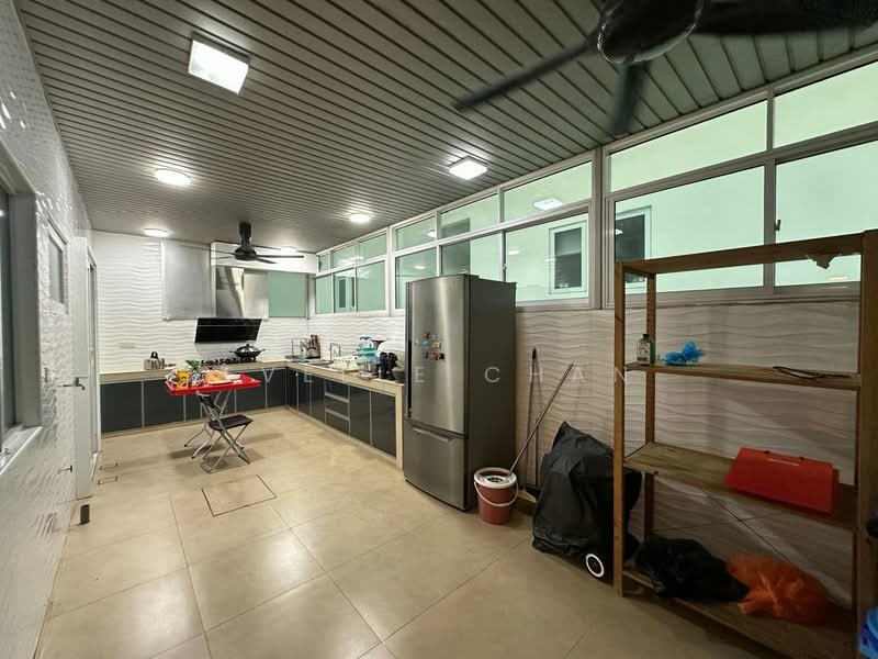 Semi-Detached House for Sale in Cyberjaya (Selangor) - Evelle Chan - Kitchen - PropertyGuru.com.my