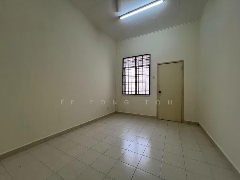 2-storey Terraced House for Sale in Bandar Pulai Jaya (Kulai) - Ee Fong Toh - PropertyGuru.com.my