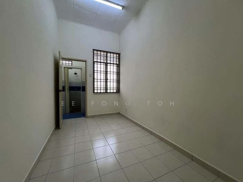 2-storey Terraced House for Sale in Bandar Pulai Jaya (Kulai) - Ee Fong Toh - PropertyGuru.com.my