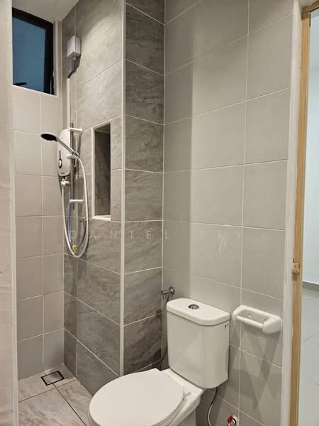 Condominium for Rent at KSL Residence 2 @ Kangkar Tebrau - Daniel Tey - Bathroom - PropertyGuru.com.my
