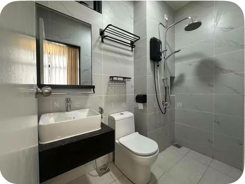 Servis Apartment untuk Disewa di Space Residency - Nicholas Low - Bathroom - PropertyGuru.com.my