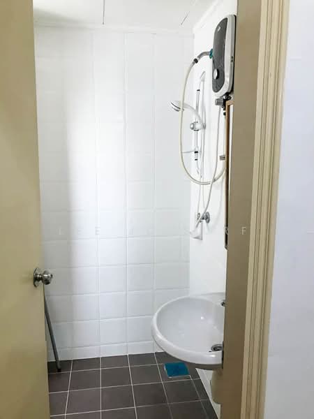 Condominium for Rent at The Boulevard - Lee Jo Surf - Bathroom - PropertyGuru.com.my