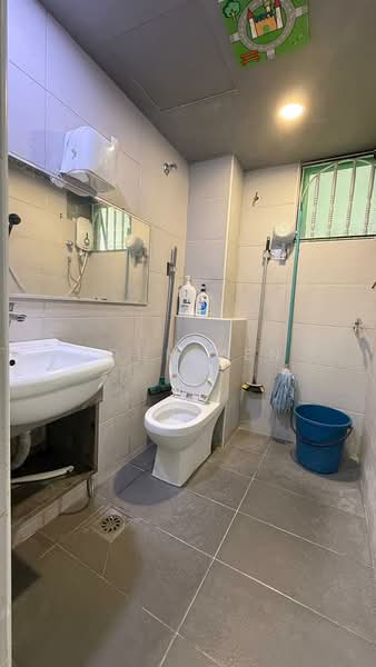 Townhouse for Rent in Ampang (Selangor) - John Yen - Bathroom - PropertyGuru.com.my