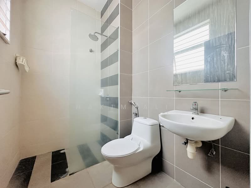 Bungalow for Rent in Cyberjaya (Selangor) - Hakim Ali - Bathroom - PropertyGuru.com.my