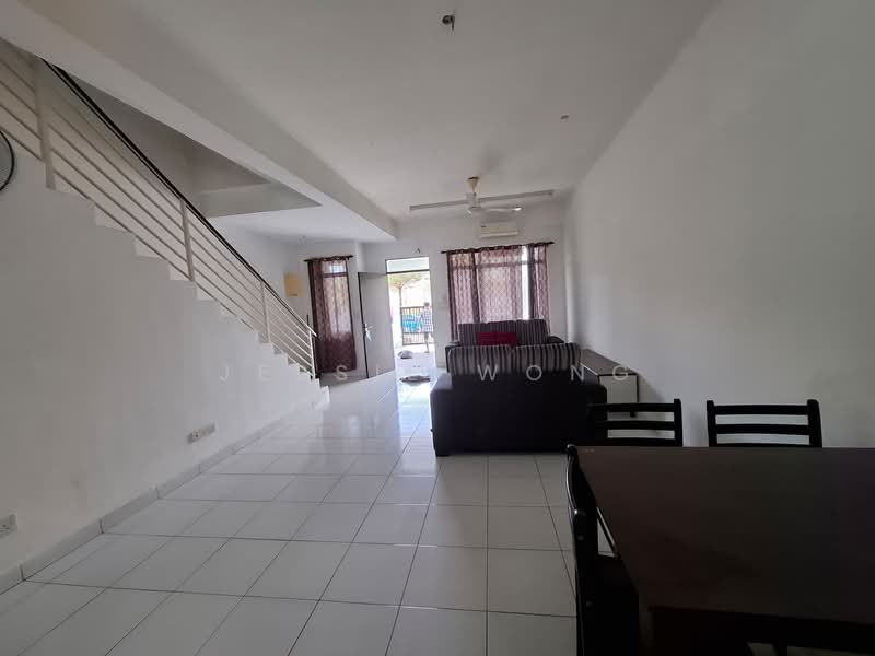 2-storey Terraced House for Sale in Rawang (Selangor) - Jessie Wong - Living Room - PropertyGuru.com.my