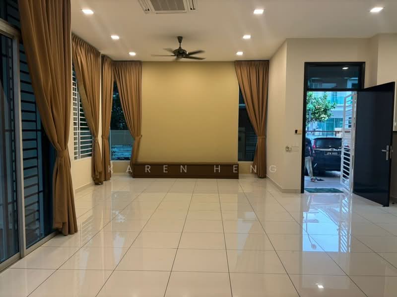 Rumah Berkembar untuk Dijual di Nusa Duta (Iskandar Puteri (Nusajaya)) - Karen Heng - PropertyGuru.com.my