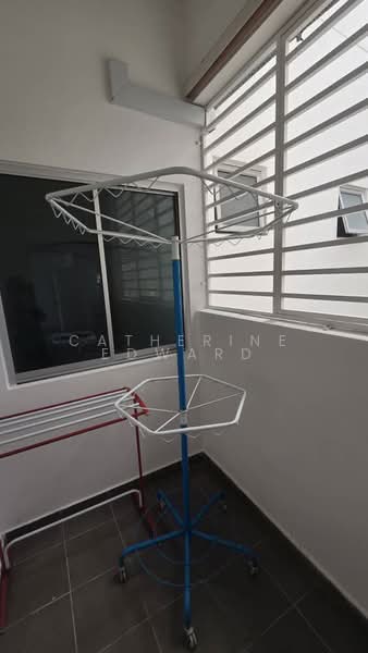 Servis Apartment untuk Disewa di Savanna Executive Suite @ Southville City - Catherine Edward - Balcony - PropertyGuru.com.my