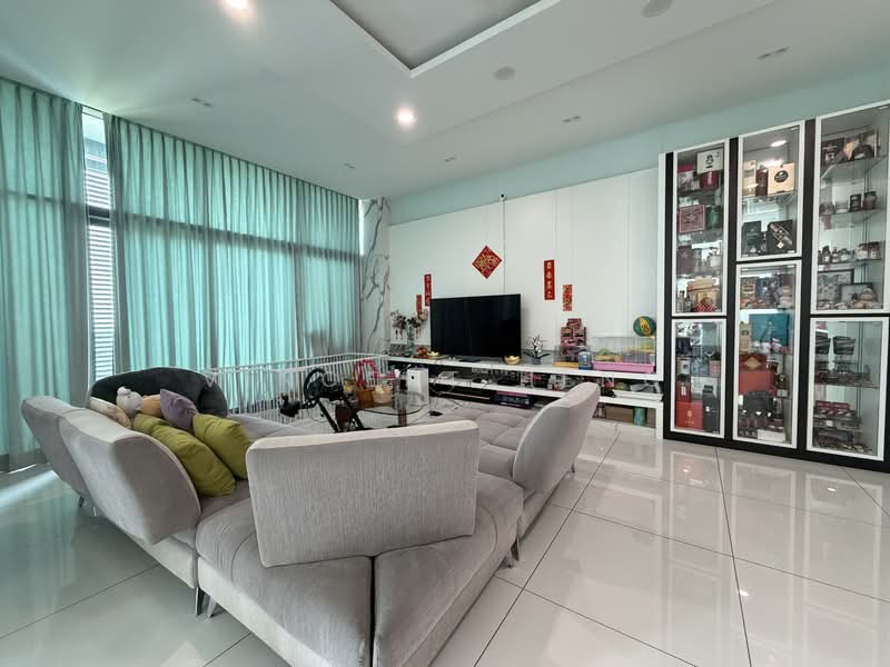 Condominium for Sale at Tropicana Grande - Vincent Heng - Living Room - PropertyGuru.com.my